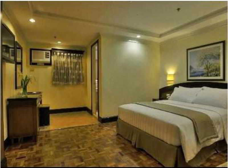 เฟอร์ซัล โฮเต็ล มะละกา เกวซอน ซิตี้ Hotel เกซอนซิตี้ ภายนอก รูปภาพ